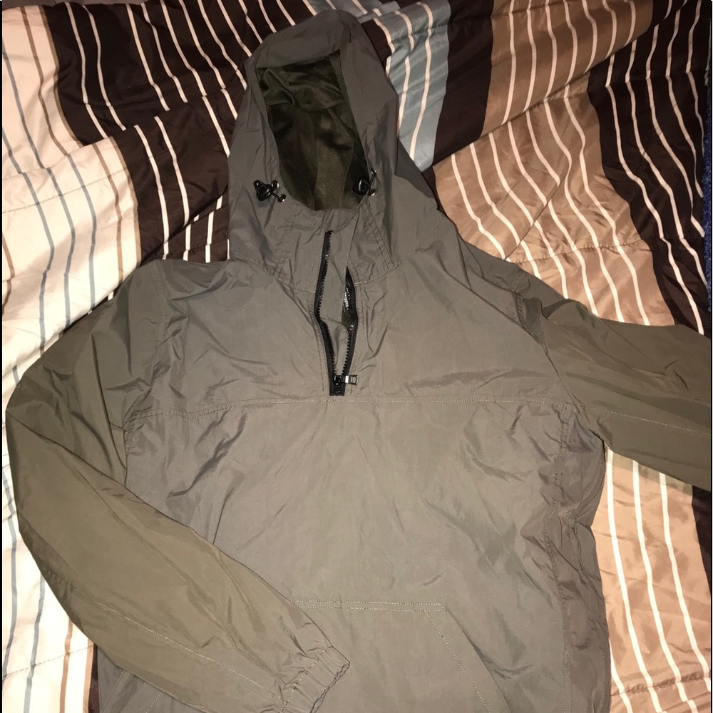 WindBreaker (Men’s)